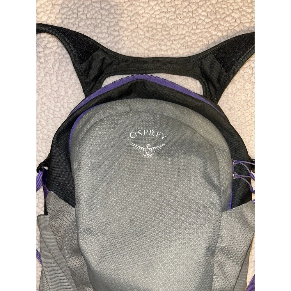 Osprey Daylite Lightweight Backpack H2O Hydration Ready Pack Hiking Camping